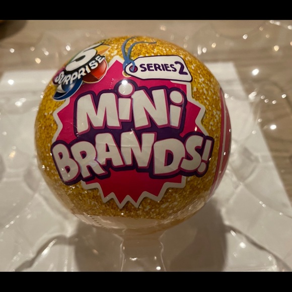 5 Surprise Mini Brands series 2 - Picture 2 of 3